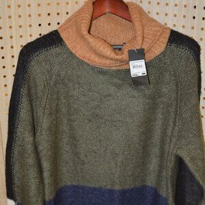 (NWT) SOLUTIONS MULTI COLOR DRESS SIZE M